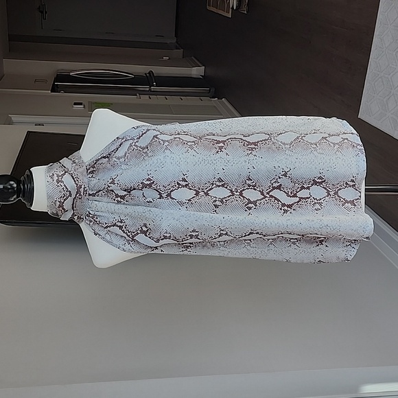 Bishop + Young Sleeveless Top Size S - Picture 1 of 9